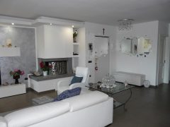 **Villa bifamiliare - confort e Eleganza Zona Cospea